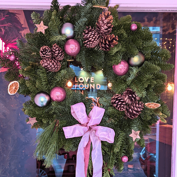 Beautiful Christmas Wreaths in Aberdeen - Image 2